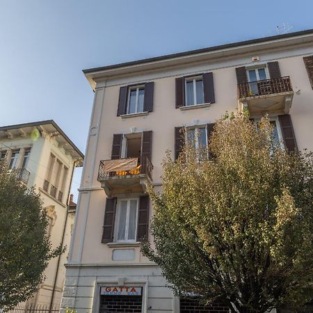 Casa Vacanza Dimora Vincenza Luino Εξωτερικό φωτογραφία